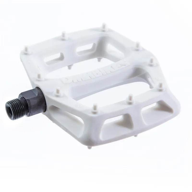DMR V6 Cro-Mo Axle Plastic Flat Pedal in White