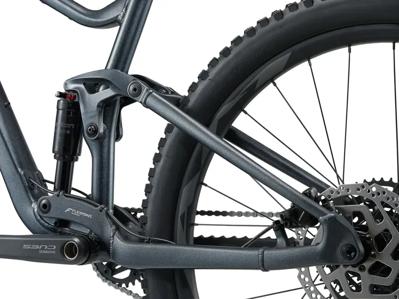 Giant Stance 29 2 Mountain Bike in Black Diamond-3