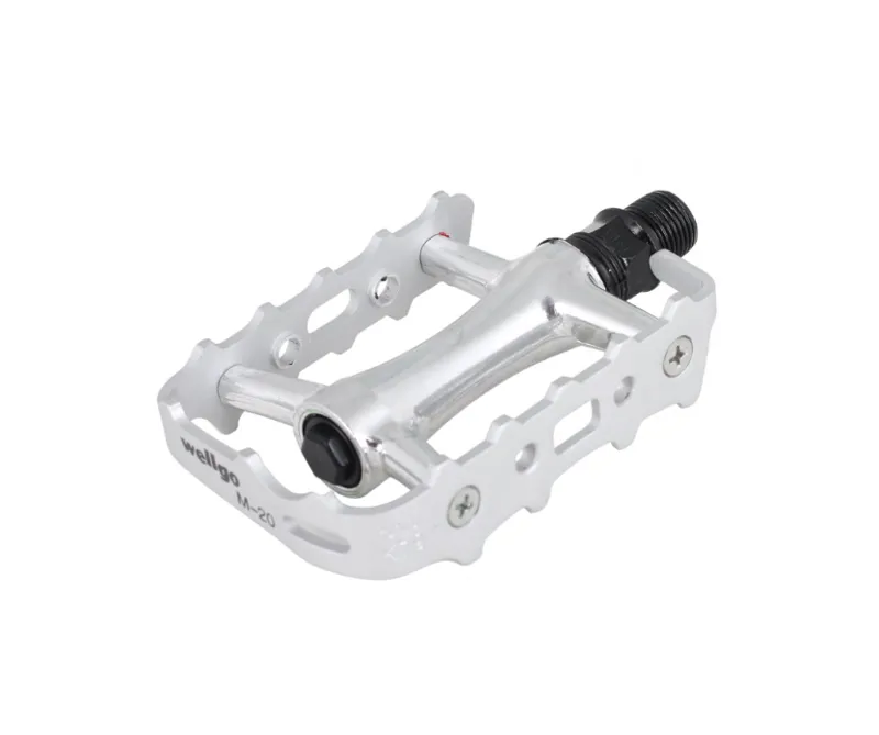 ETC Alloy Loose Ball 9/16-inch Mountain Bike Pedals in Silver